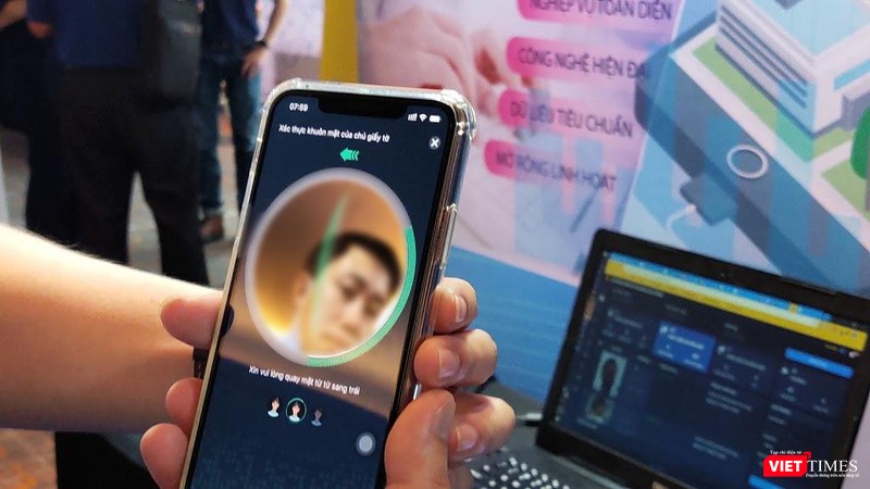 Công nghệ nhận diện khuôn mặt và chứng minh thư nhân dân (thẻ căn cước) trong quản lý hồ sơ bệnh án điện tử giúp chính xác tới từng người bệnh (Ảnh: Hoà Bình) Công nghệ nhận diện khuôn mặt và chứng minh thư nhân dân (thẻ căn cước) trong quản lý hồ sơ bệnh án điện tử giúp chính xác tới từng người bệnh (Ảnh: Hoà Bình)