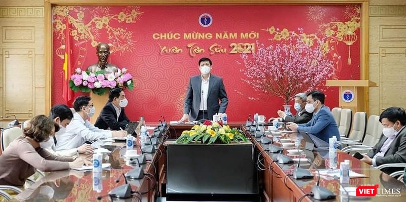 Bộ trưởng Bộ Y tế Nguyễn Thanh Long đề nghị TP.HCM xem xét, có thể giãn cách một số khu vực nếu số ca nhiễm không dừng lại (Ảnh: Trần Minh) Bộ trưởng Bộ Y tế Nguyễn Thanh Long đề nghị TP.HCM xem xét, có thể giãn cách một số khu vực nếu số ca nhiễm không dừng lại (Ảnh: Trần Minh)