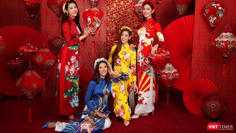 Hoa hậu Khánh Vân, Á hậu Hoàng My, Á hậu Kim Duyên, Á hậu Thuý Vân khoe thanh xuân trong bộ ảnh Tết