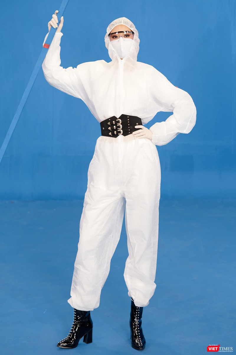 Khánh Vân hoá thân thành biểu tượng chống COVID-19