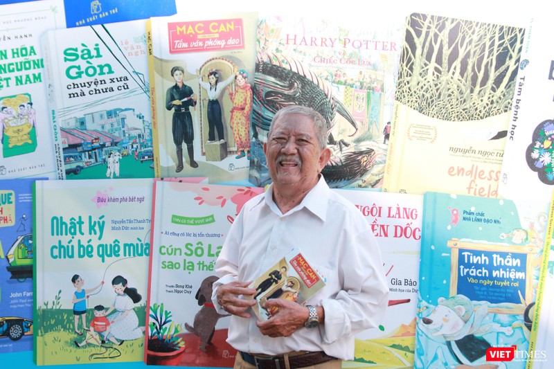 Ông già Nam Bộ hồn hậu, tác giả Mạc Can đang phải điều trị bệnh dài ngày Ông già Nam Bộ hồn hậu, tác giả Mạc Can đang phải điều trị bệnh dài ngày