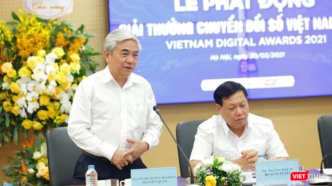 Chuyển đổi số tạo thế cân bằng với “cá mập” toàn cầu  ảnh 1