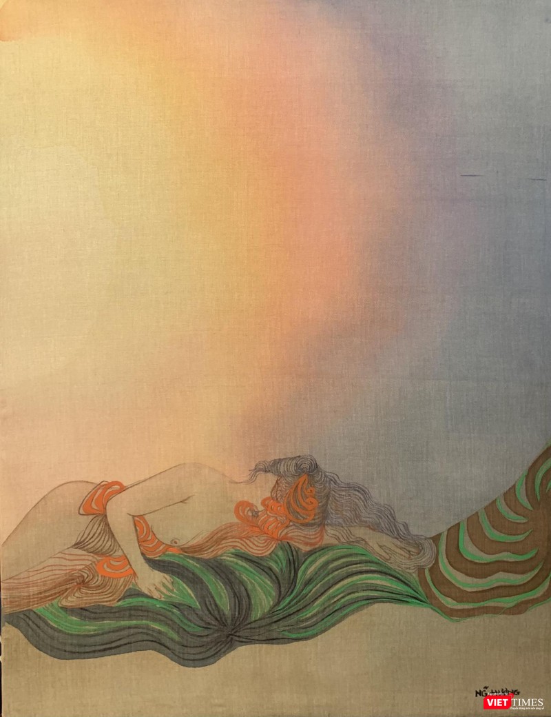 Triển lãm "Hương lụa" trưng bày 25 tác phẩm tranh lụa được hoạ sĩ thực hiện liên tục trong suốt 8 năm