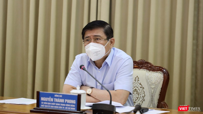 Ông Nguyễn Thành Phong - Chủ tịch UBND TP.HCM tại cuộc họp Ban Chỉ đạo phòng, chống dịch COVID-19 sáng 14/6 - Ảnh: TTBC