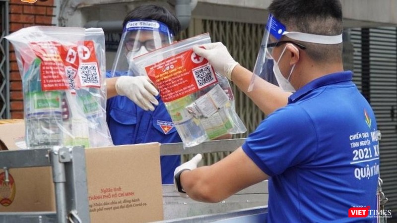 Những túi thuốc trao tặng F0 điều trị tại nhà. Ảnh: HCDC Những túi thuốc trao tặng F0 điều trị tại nhà. Ảnh: HCDC