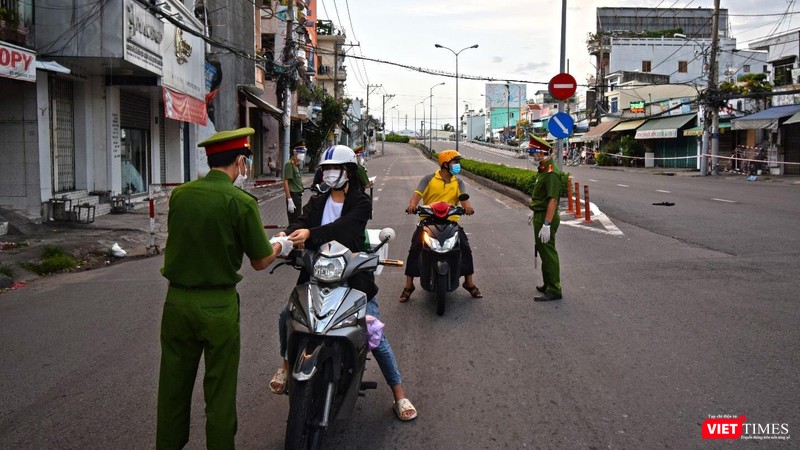Số phụ huynh có con kẹt nghỉ hè ở các tỉnh cần đón về TP.HCM gửi đơn tới sở GTVT tăng chóng mặt