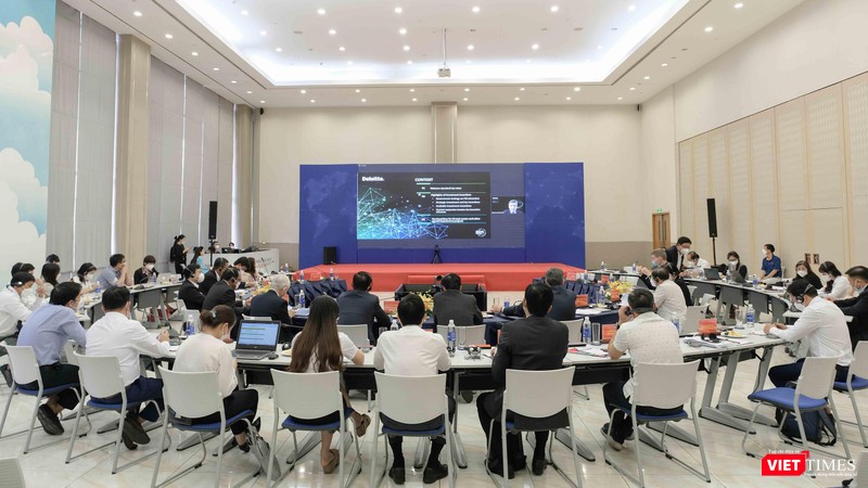 ông Phạm Thanh Dũng – Giám đốc Trung tâm Xúc tiến đầu tư, Thương mại và Phát triển công nghiệp tỉnh Bình Dương cho biết, cuối năm nay Bình Dương sẽ ra mắt sàn thương mại điện tử của tỉnh