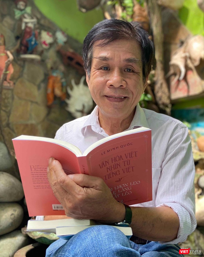 Nhà thơ Lê Minh Quốc với bộ sách vừa đến với độc giả Nhà thơ Lê Minh Quốc với bộ sách vừa đến với độc giả