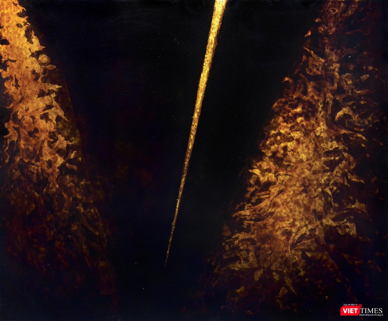 Tác phẩm Gió mặt trời (120x145) sơn mài, 2021