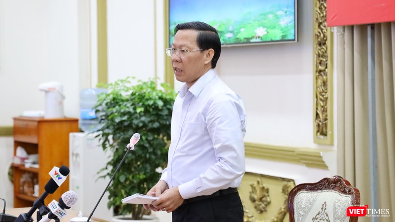 Chủ tịch UBND TP.HCM - Ông Phan Văn Mãi giao nhiệm vụ cho Sở TTTT