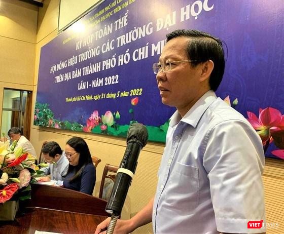 Chủ tịch UBND TP.HCM Phan Văn Mãi phát biểu tại kỳ họp