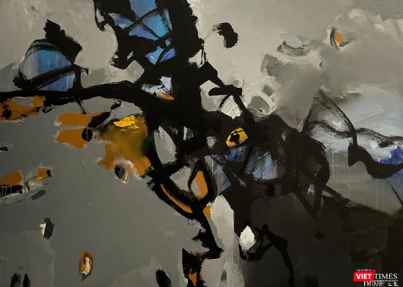 Tác phẩm Con đường miền Trung (acrylic, 100cm x 140cm, 2022)