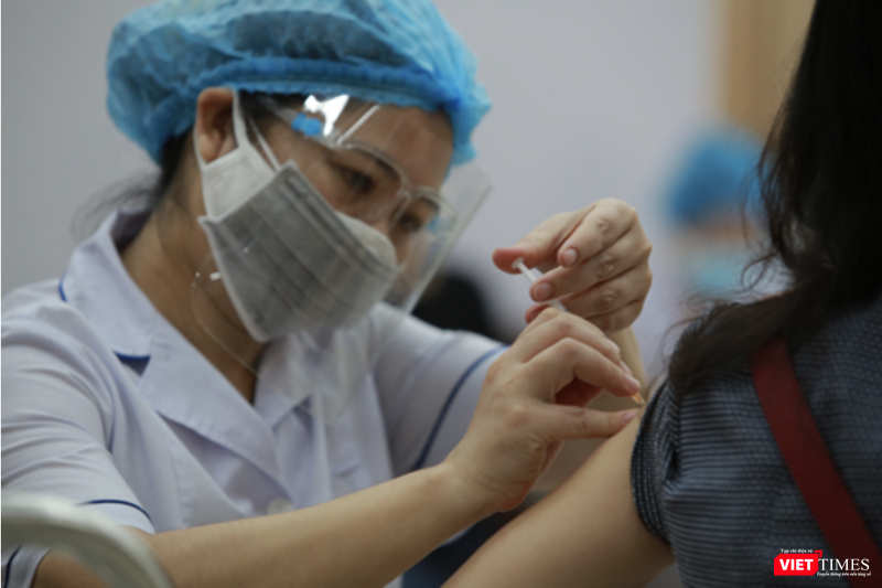 Chiến dịch cao điểm tiêm nhắc lại vắc xin phòng COVID-19 từ nay đến hết tháng 6/2022 Chiến dịch cao điểm tiêm nhắc lại vắc xin phòng COVID-19 từ nay đến hết tháng 6/2022