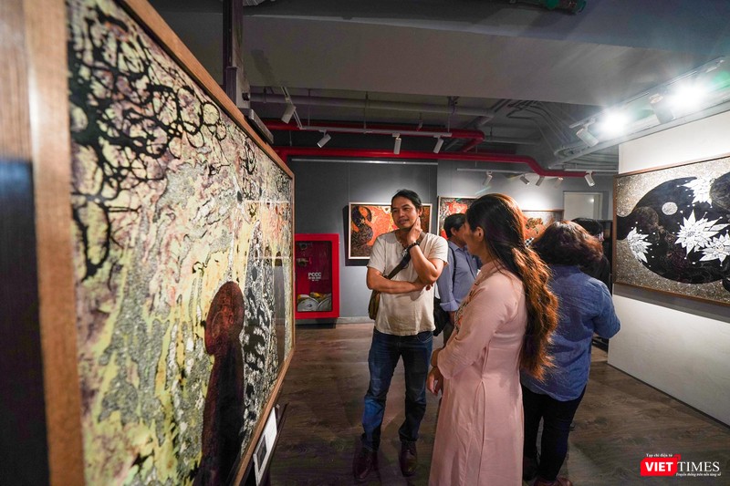 Thế giới tranh sơn mài của họa sĩ Trần Ngọc Hưng Thế giới tranh sơn mài của họa sĩ Trần Ngọc Hưng