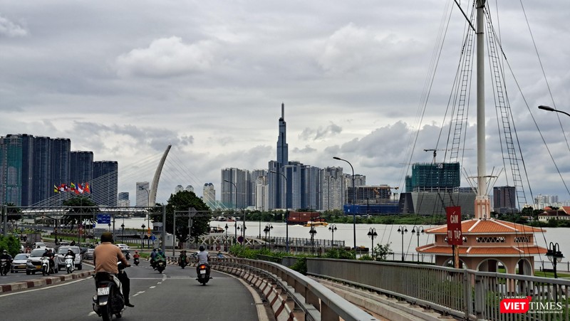 TP.HCM phấn đấu xây dựng Trung tâm tài chính để tăng tốc phát triển. Ảnh: Hòa Bình TP.HCM phấn đấu xây dựng Trung tâm tài chính để tăng tốc phát triển. Ảnh: Hòa Bình