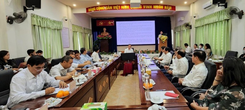 Buổi nói chuyện của Bí thư Thành ủy TP.HCM Nguyễn Văn Nên với nhân viên ngành y tế TP:HCM. Ảnh: Báo Thanh niên