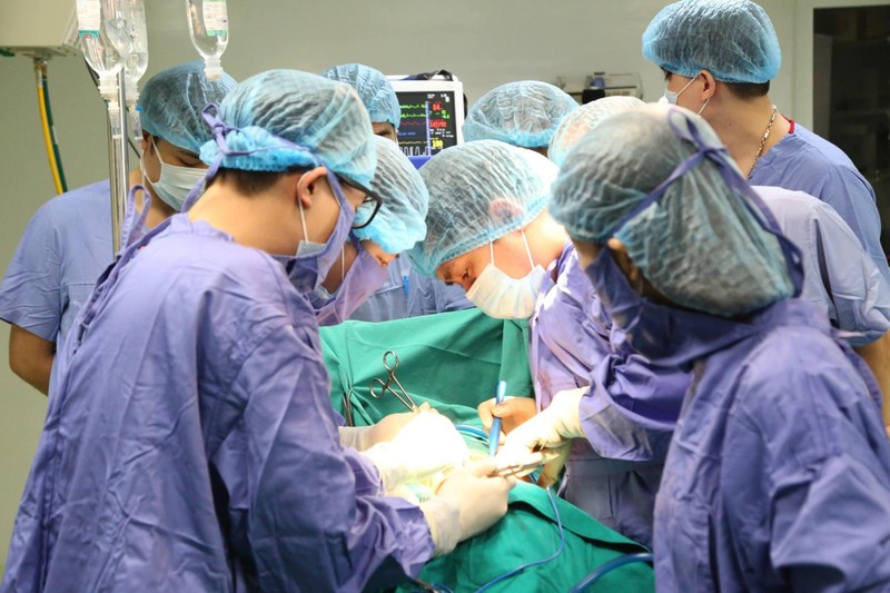 Một ca phẫu thuật tại Bệnh viện đa khoa tỉnh Phú Thọ Một ca phẫu thuật tại Bệnh viện đa khoa tỉnh Phú Thọ