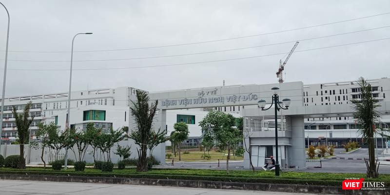 BV Hữu nghị Việt Đức cơ sở 2 vẫn trong quá trình thi công dù tháng 6/2019 đã qua đi BV Hữu nghị Việt Đức cơ sở 2 vẫn trong quá trình thi công dù tháng 6/2019 đã qua đi