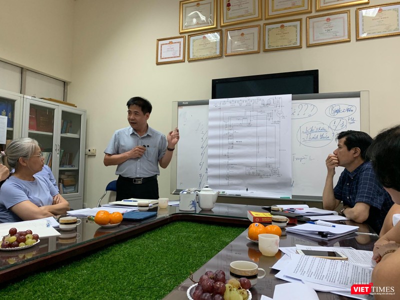 Các chuyên gia về y tế, luật pháp, khoa học hình sự bàn luận về vụ án chạy thận Hòa Bình Các chuyên gia về y tế, luật pháp, khoa học hình sự bàn luận về vụ án chạy thận Hòa Bình