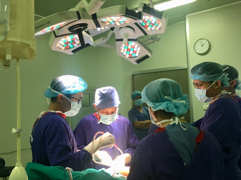 Ca mổ diễn ra chiều 5/8 tại Bệnh viện Hữu nghị Việt Đức. Ca mổ diễn ra chiều 5/8 tại Bệnh viện Hữu nghị Việt Đức.