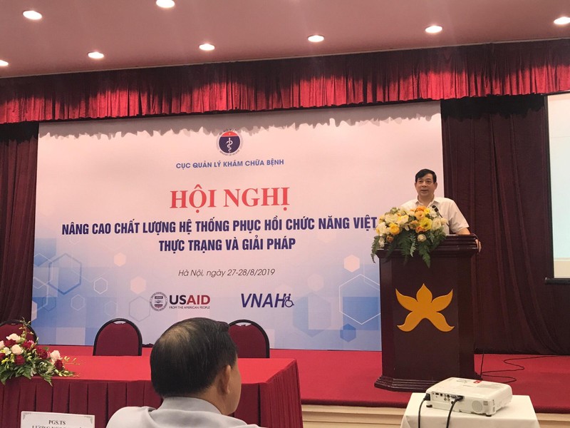 PGS.TS. Lương Ngọc Khuê phát biểu tại hội nghị.