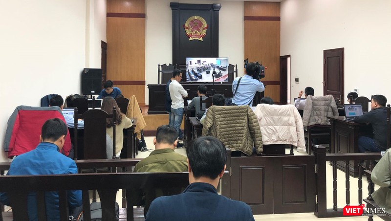 Bắt đầu xét xử vụ Mobifone mua 95% cổ phần của AVG