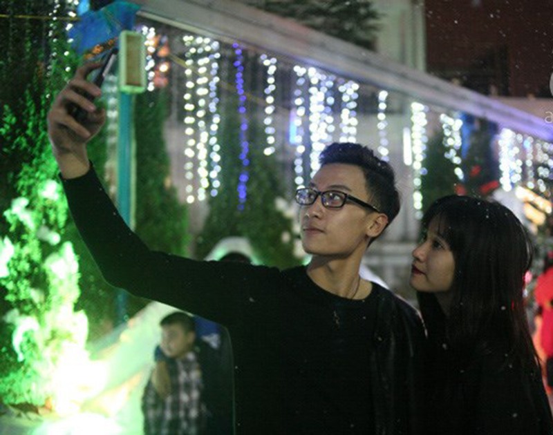 5 nguy cơ và 5 mẹo bảo vệ điện thoại trong thời tiết giá rét ảnh 1