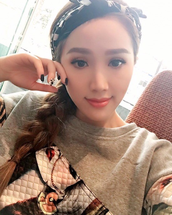 10 ảnh hot facebook nhà sao Việt 27/1 ảnh 7