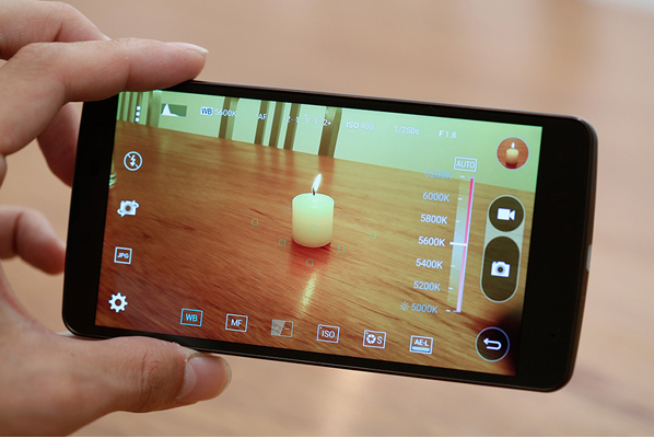 Video: Top 4 smartphone hấp dẫn chỉ có hàng xách tay ảnh 4 Video: Top 4 smartphone hấp dẫn chỉ có hàng xách tay ảnh 4