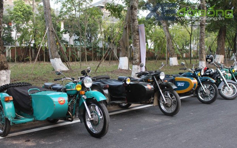 Choáng trước dàn mô-tô “khủng” tụ họp tại Hà Nội ảnh 14