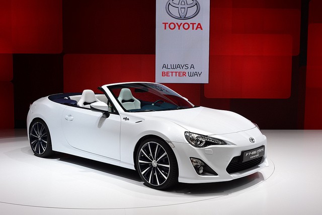 14 mẫu xe mui trần giá dưới 40.000 USD ảnh 13