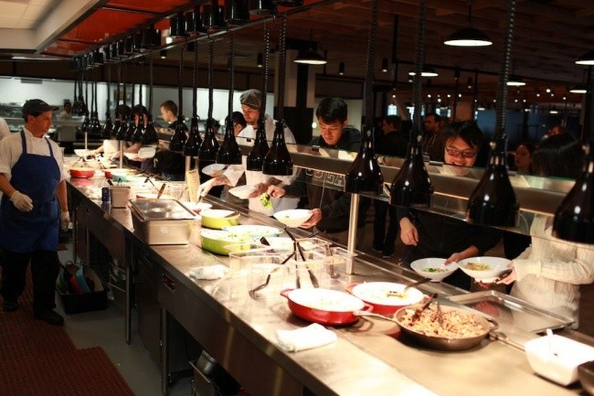 Nhân viên Google, Apple, Facebook ăn gì buổi trưa? ảnh 11