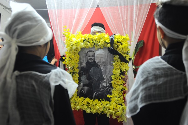 Những kỉ vật của Trần Lập nằm lặng lẽ trong ngôi nhà vắng ảnh 6