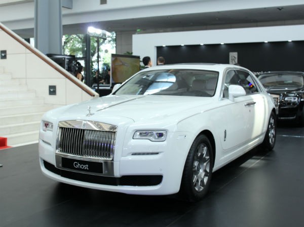 Rolls-Royce Ghost và BMW i8 bỗng nhiên xuất hiện tại BMW World Vietnam 2016 ảnh 12