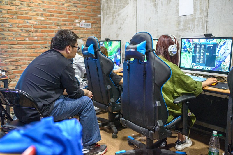 Tiết lộ cuộc sống của các game thủ nữ chuyên nghiệp ảnh 2