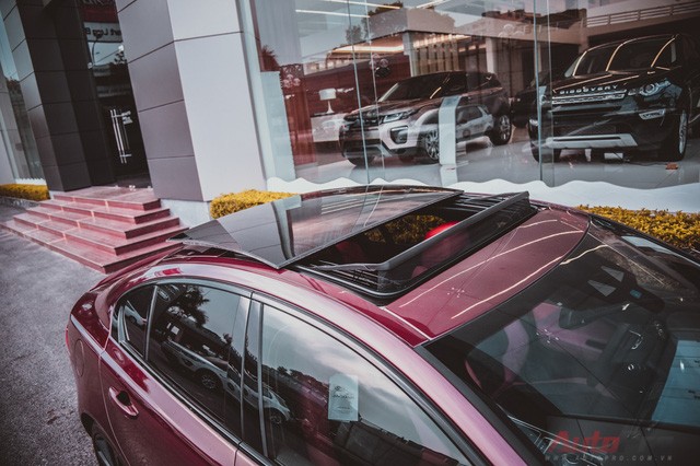 Cận cảnh "báo đỏ" Jaguar XE-S đầu tiên Việt Nam ảnh 17 Cận cảnh "báo đỏ" Jaguar XE-S đầu tiên Việt Nam ảnh 17
