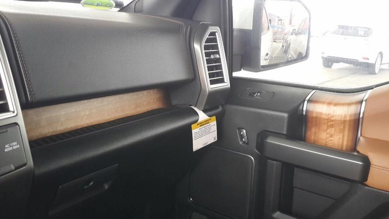 Xe bán tải hạng sang Ford F-150 Limited 2016 giá 1,4 tỷ đồng ảnh 10 Xe bán tải hạng sang Ford F-150 Limited 2016 giá 1,4 tỷ đồng ảnh 10