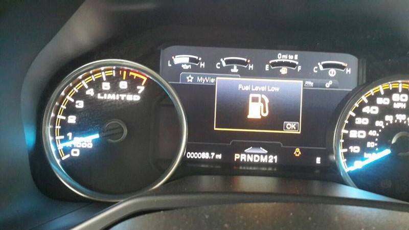 Xe bán tải hạng sang Ford F-150 Limited 2016 giá 1,4 tỷ đồng ảnh 9 Xe bán tải hạng sang Ford F-150 Limited 2016 giá 1,4 tỷ đồng ảnh 9