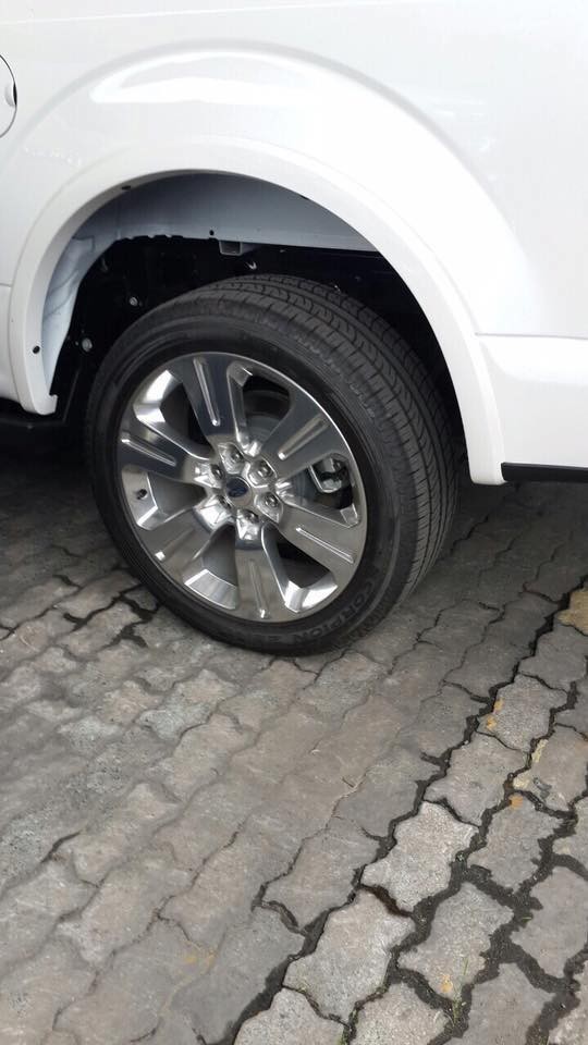 Xe bán tải hạng sang Ford F-150 Limited 2016 giá 1,4 tỷ đồng ảnh 3 Xe bán tải hạng sang Ford F-150 Limited 2016 giá 1,4 tỷ đồng ảnh 3