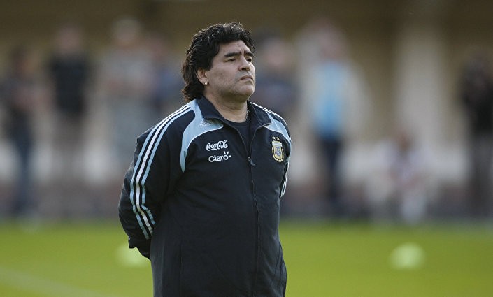 Top 6 cầu thủ bóng đá nổi tiếng nhưng... trốn thuế ảnh 2