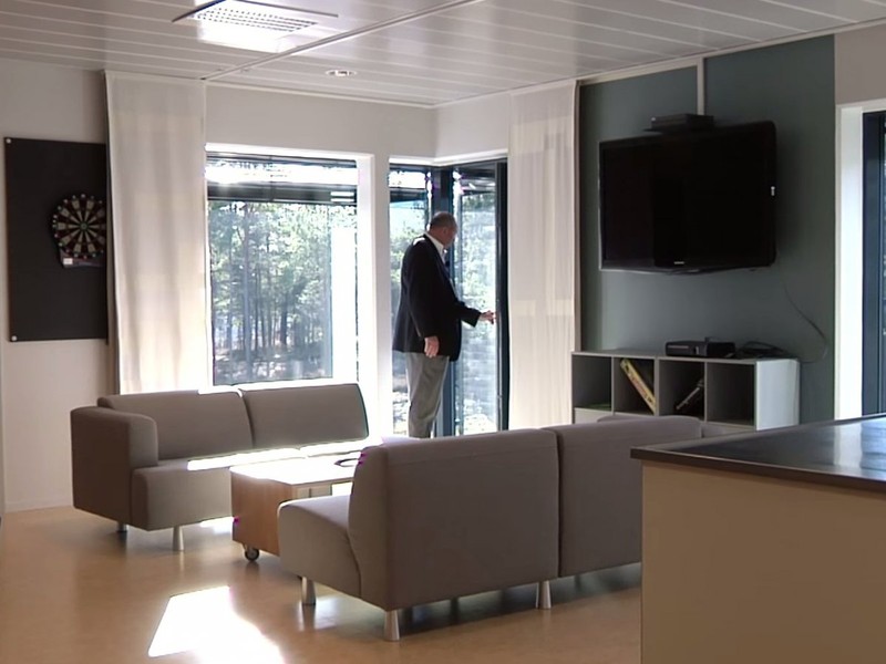 Video: Đột nhập nhà tù xa xỉ nhất thế giới ảnh 2