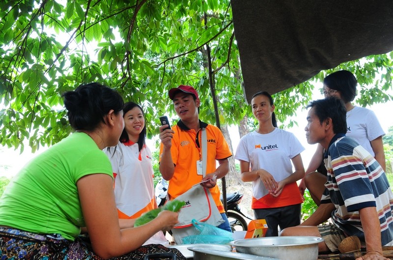 Với 4.000 trạm phát sóng (BTS) và 23.000 cáp quang, Unitel phủ sóng tới 100% số huyện và 95% dân số Lào.