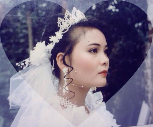 Bồi hồi ngắm lại những tấm ảnh cưới 20 năm có lẻ ảnh 22 Bồi hồi ngắm lại những tấm ảnh cưới 20 năm có lẻ ảnh 22