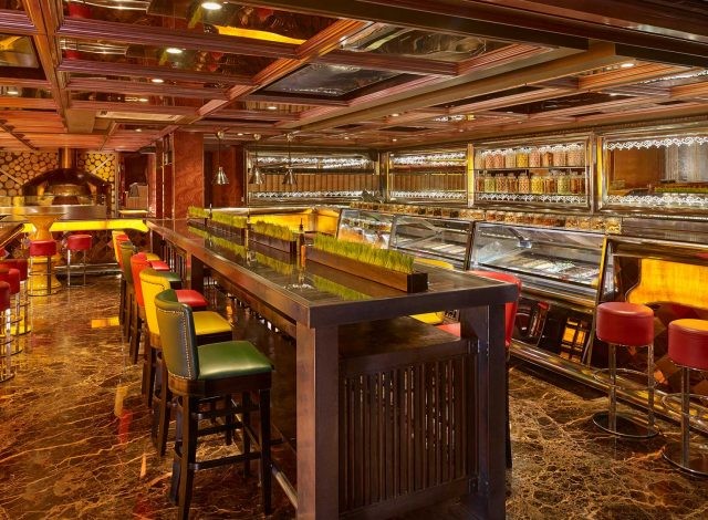 Đột nhập khách sạn sang trọng nhất Việt Nam, giữ top 4 tốt nhất thế giới ảnh 3