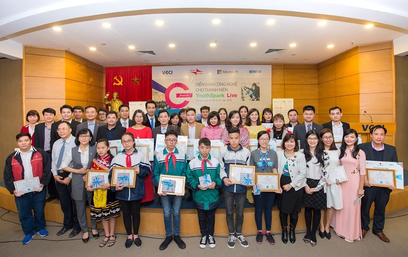 Hành trình đến với lập trình của học sinh dân tộc thiểu số ảnh 1