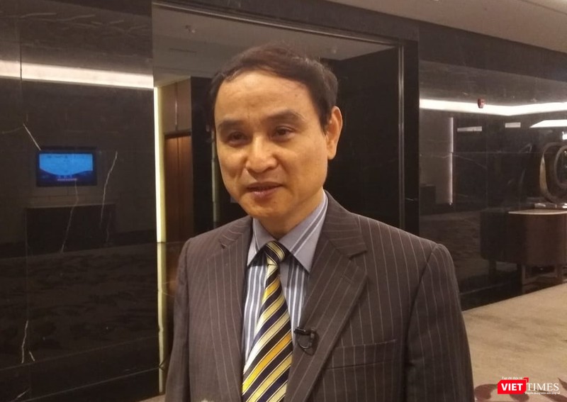 TS. Vũ Quốc Khánh -- Trưởng ban điều phối An toàn thông tin, Hiệp hội An toàn thông tin Việt Nam (VNISA). TS. Vũ Quốc Khánh -- Trưởng ban điều phối An toàn thông tin, Hiệp hội An toàn thông tin Việt Nam (VNISA).