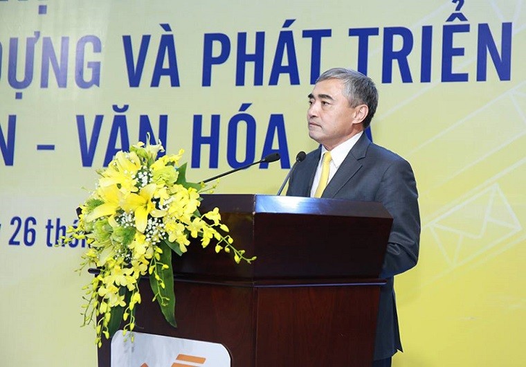 Thứ trưởng Bộ TT&TT Nguyễn Minh Hồng phát biểu tại lễ kỷ niệm 20 năm Bưu điện văn hóa xã. Thứ trưởng Bộ TT&TT Nguyễn Minh Hồng phát biểu tại lễ kỷ niệm 20 năm Bưu điện văn hóa xã.