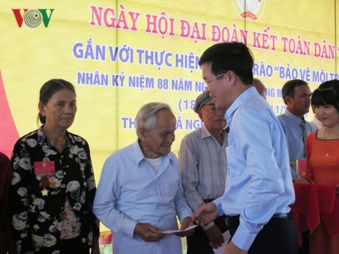 ong vo van thuong: "chinh quyen muon manh phai lang nghe, tiep thu y kien cua dan" hinh 3