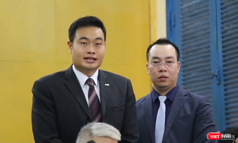 Ông Jerry Lim -- Giám đốc Grab tại Việt Nam (trái).