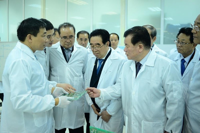 Phái đoàn của Triều Tiên đã có cuộc trao đổi về kỹ thuật với cán bộ Viettel vào chiều nay (28/2).